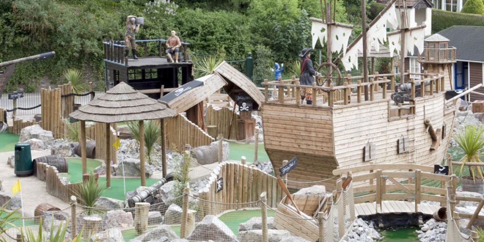 Adventure Golf